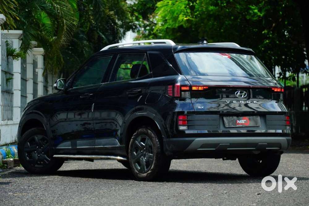 Hyundai Venue Sx, 2025, Petrol