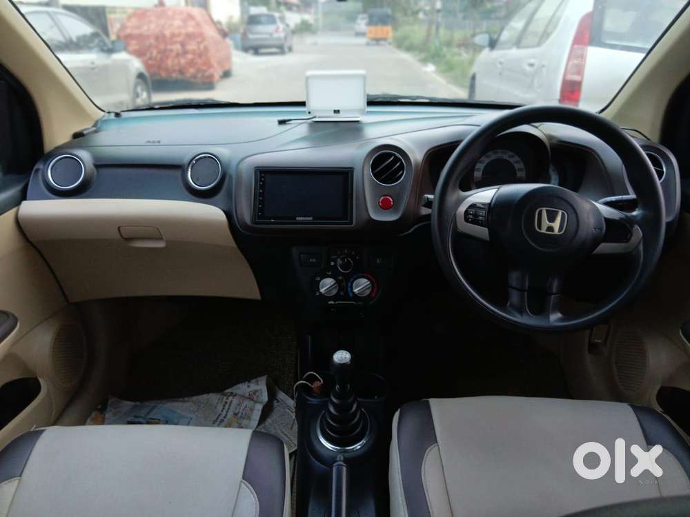 Honda Brio 2011-2013 V Mt, 2012, Petrol