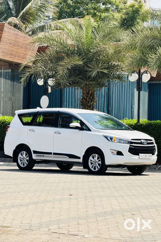 Toyota Innova Crysta G 8 Str, 2017, Diesel