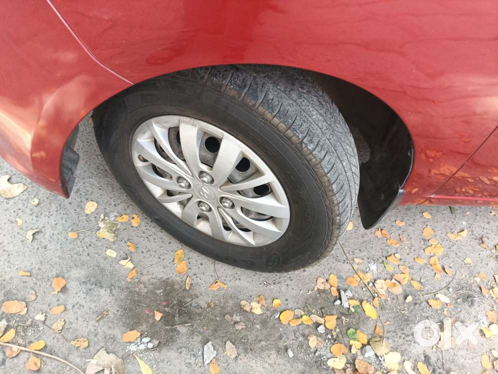 Hyundai I10 Sportz At, 2013, Petrol