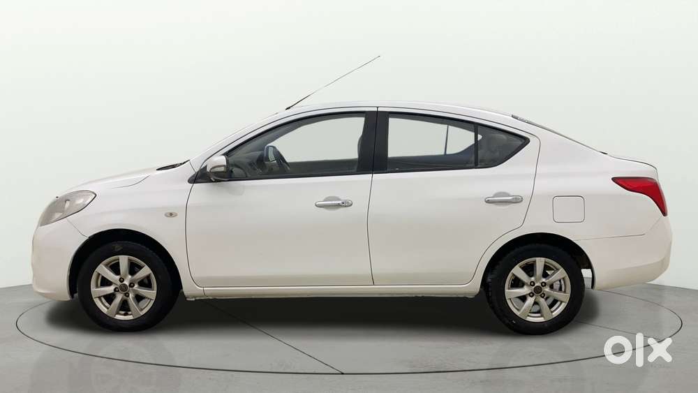 Nissan Sunny Xv, 2013, Petrol
