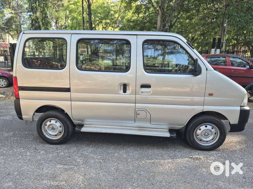 Maruti Suzuki Eeco 7 Seater Standard, 2016, Petrol