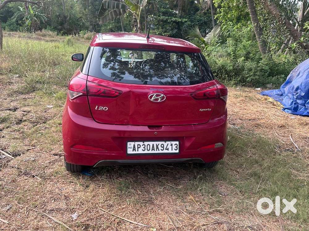 Hyundai I20 Sportz 2017  Petrol  89,500 Km  Well Maintained