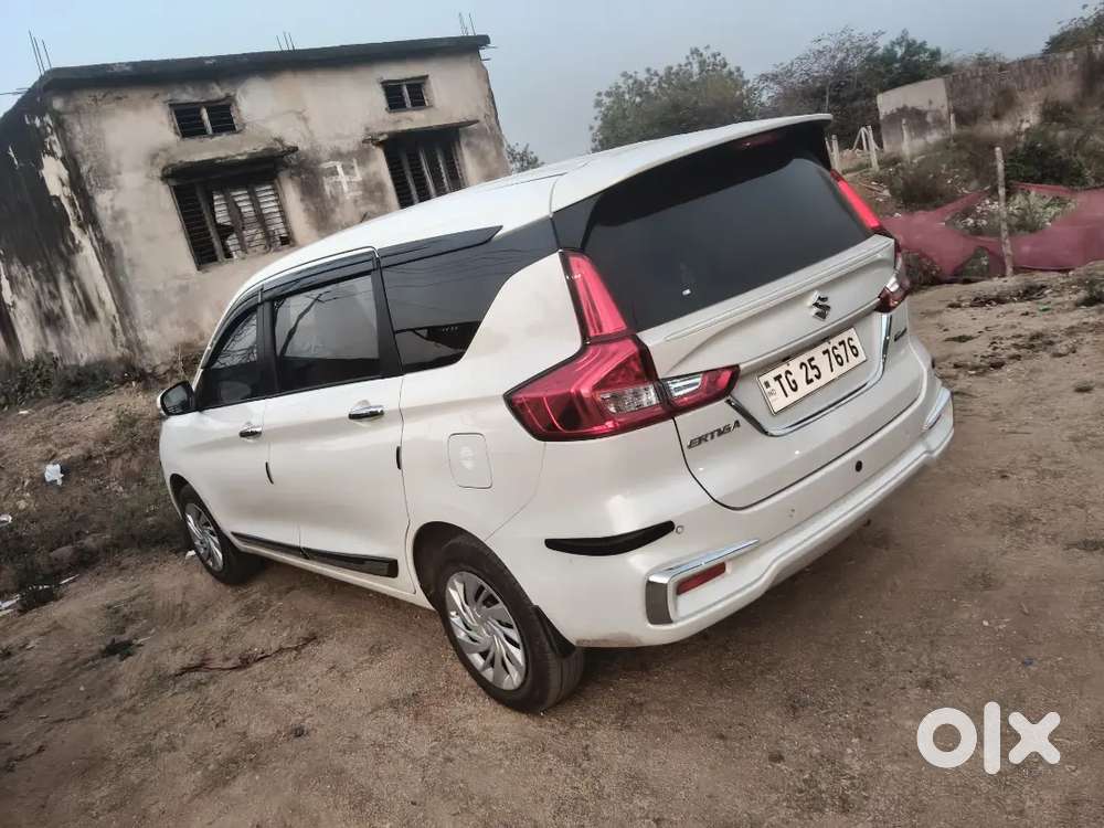 Maruti Suzuki Ertiga 2025 Petrol 7500 Km Driven 6 Air Bags Rear Ac