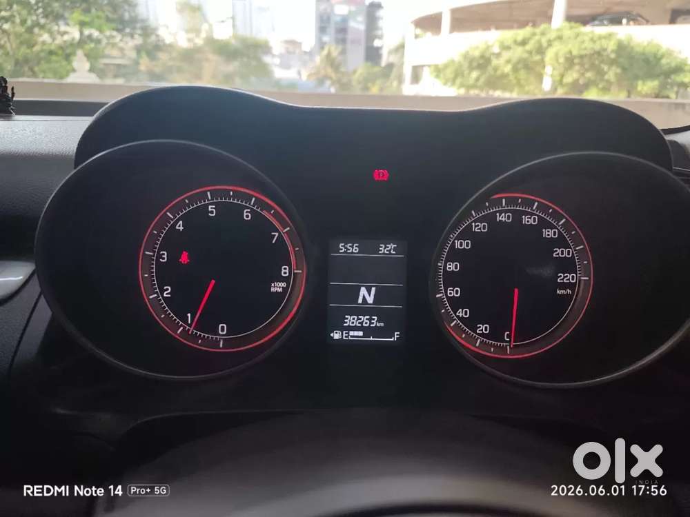 Maruti Suzuki Swift Amt Zxi, 2018, Petrol