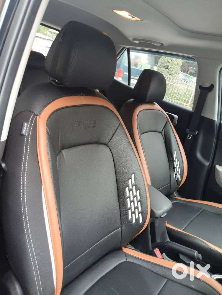 Hyundai Venue 1.2 S (o), 2024, Petrol