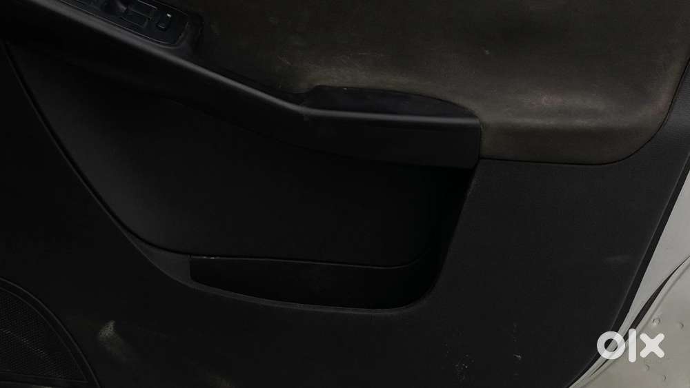 Tata Zest 1.2 Revotron Xt, 2016, Petrol