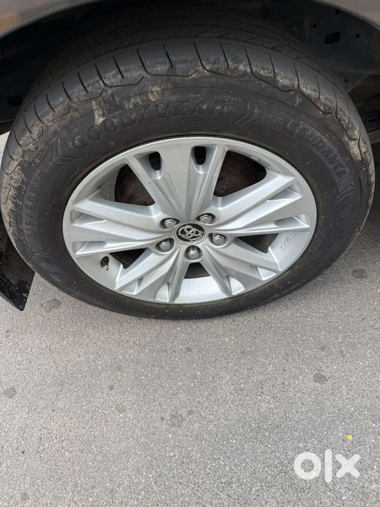 Toyota Innova Crysta 2.8z Automatic, 2018, Diesel