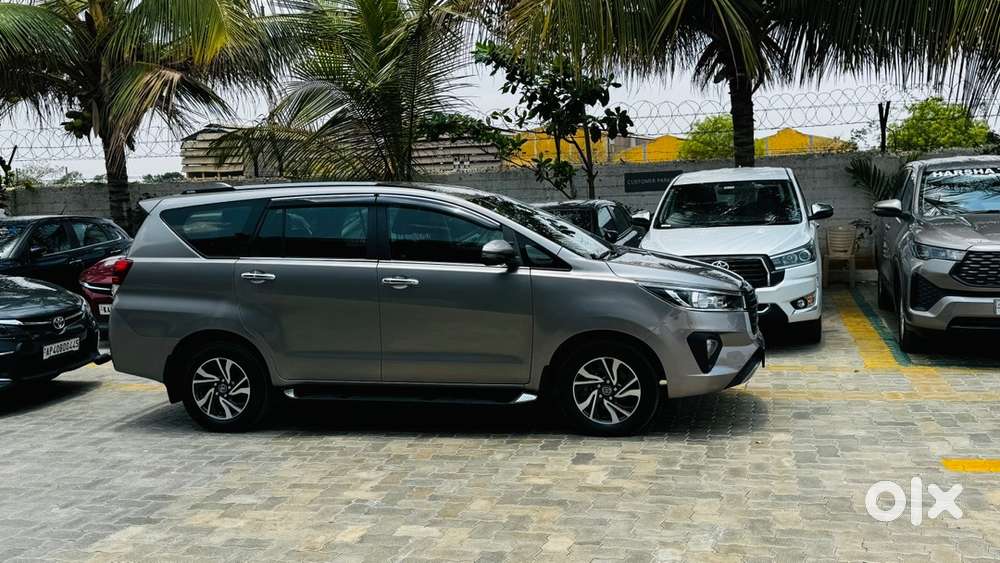 Toyota Innova Crysta Diesel 65000 Km Like Brand New - Cars - 1816389179