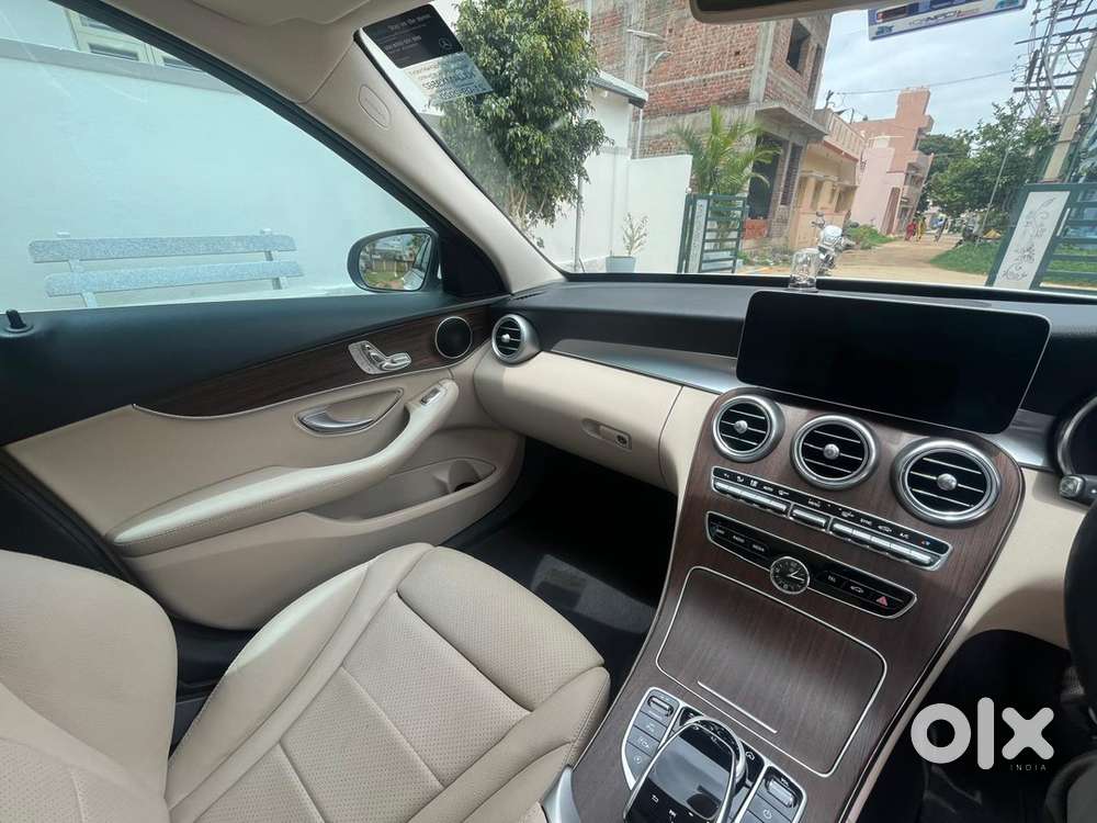 Mercedes-benz C-class 2020