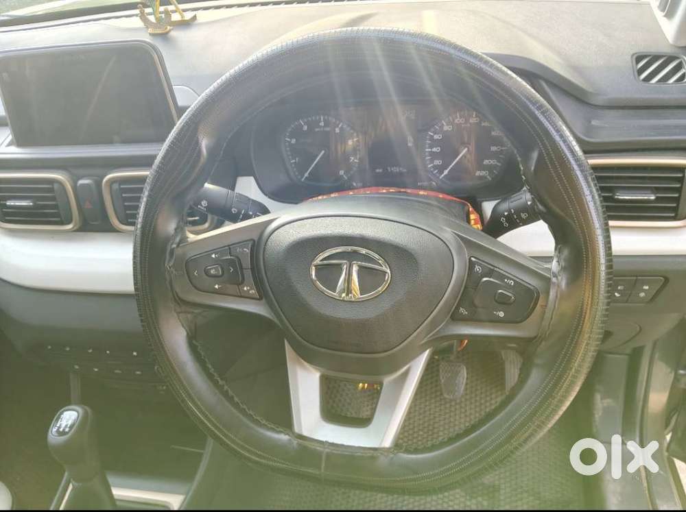 Tata Punch Camo Accomplished Mt, 2023, Petrol