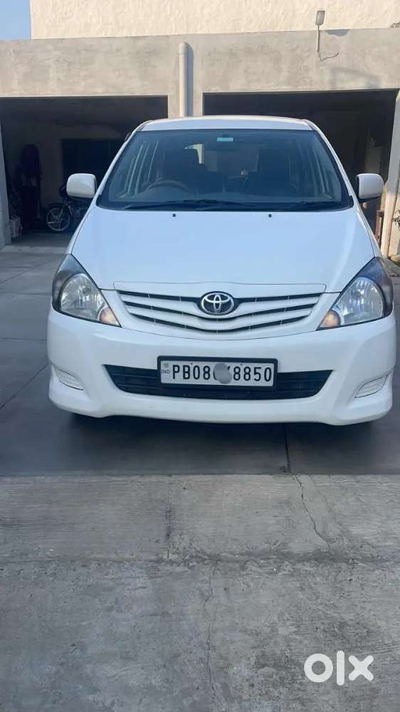 Toyota Innova 2010 Diesel 119000 Km Driven