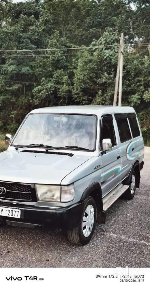 Toyota Qualis Gs 2001
