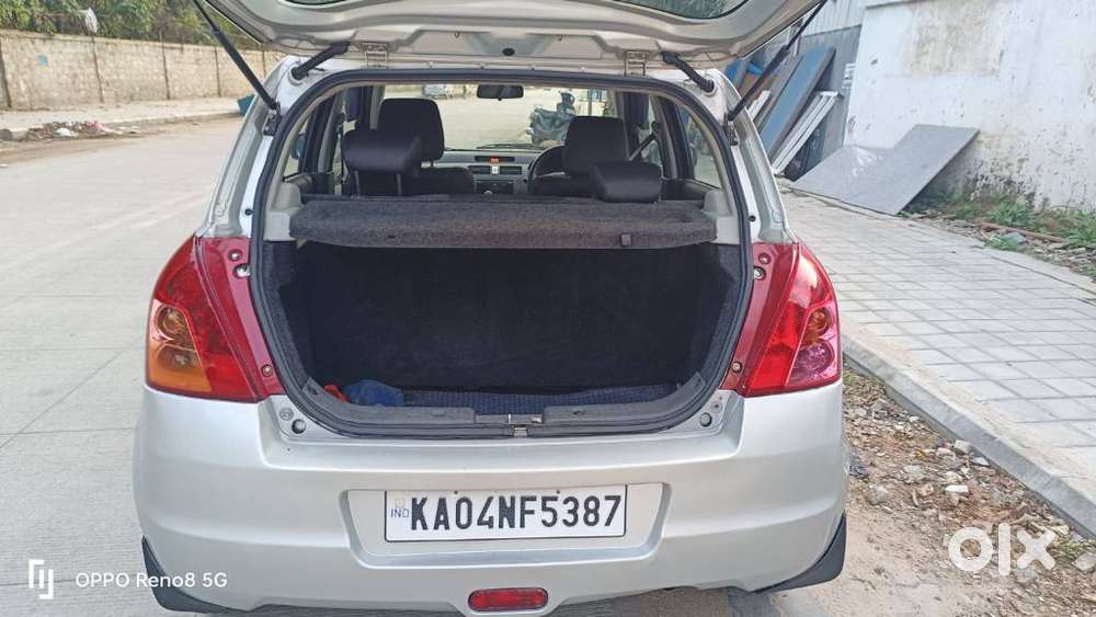 Maruti Suzuki Swift 1.3 Vxi, 2010, Petrol
