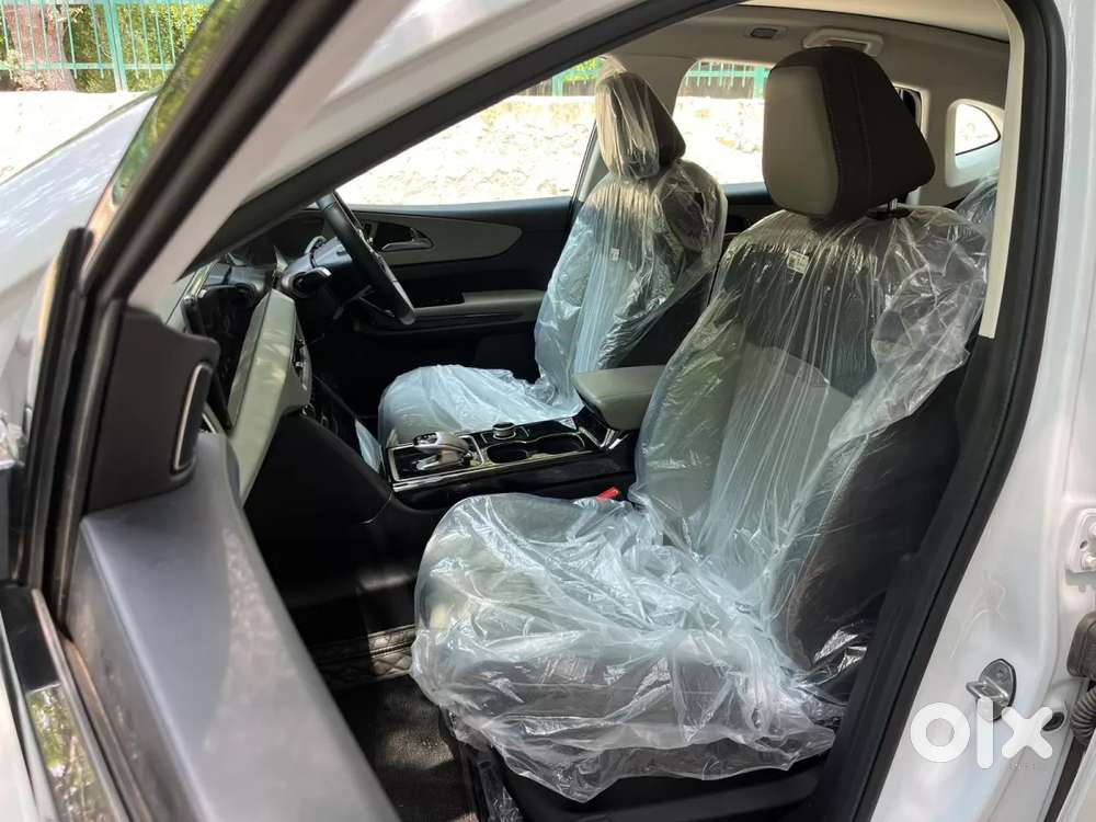 Mahindra Xev 9e Pack Two, 2025, Electric