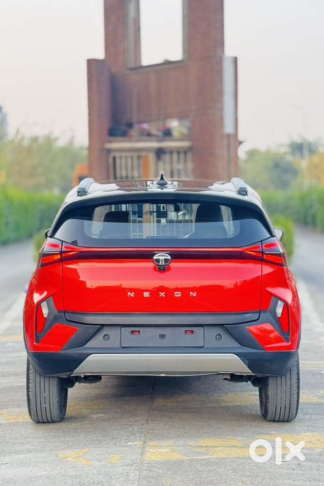 Tata Nexon Fearless Plus 1.2 Revotron Petrol 6 Mt, 2024, Diesel