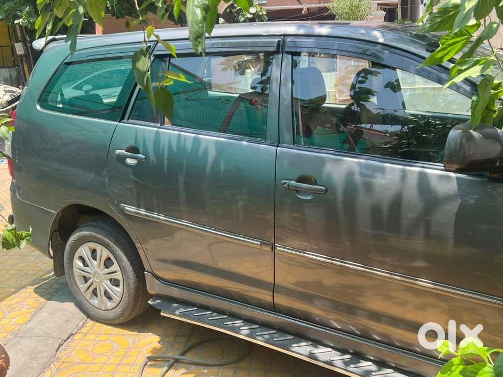 Toyota Innova 2012 Diesel Well Maintained