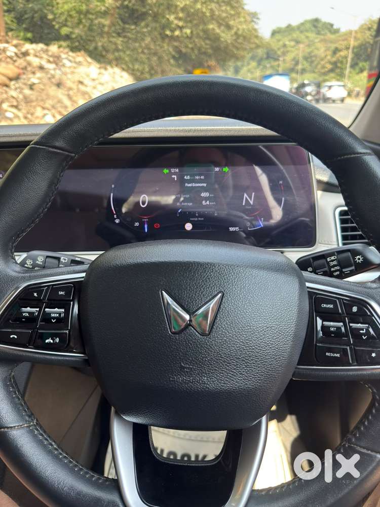 Mahindra Xuv700 Ax7 Awd, 2022, Petrol