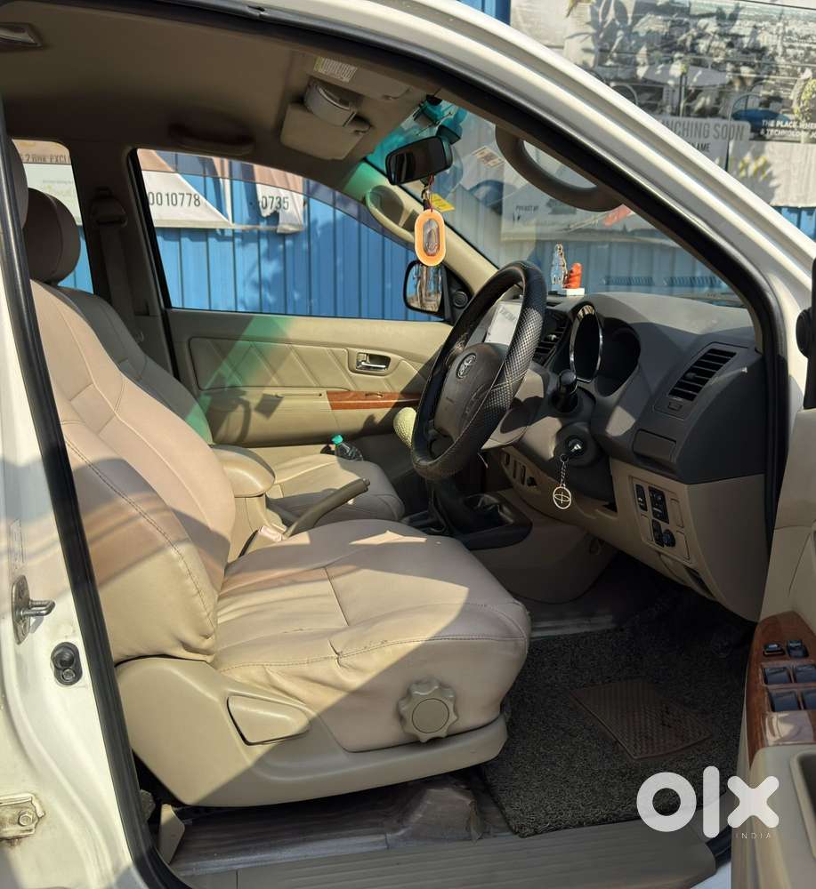 Toyota Fortuner 3.0 4x4 Manual, 2010, Diesel