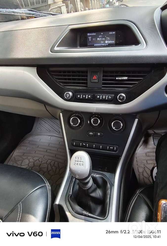 Tata Nexon 1.5 Revotorq Xm (s), 2018, Diesel