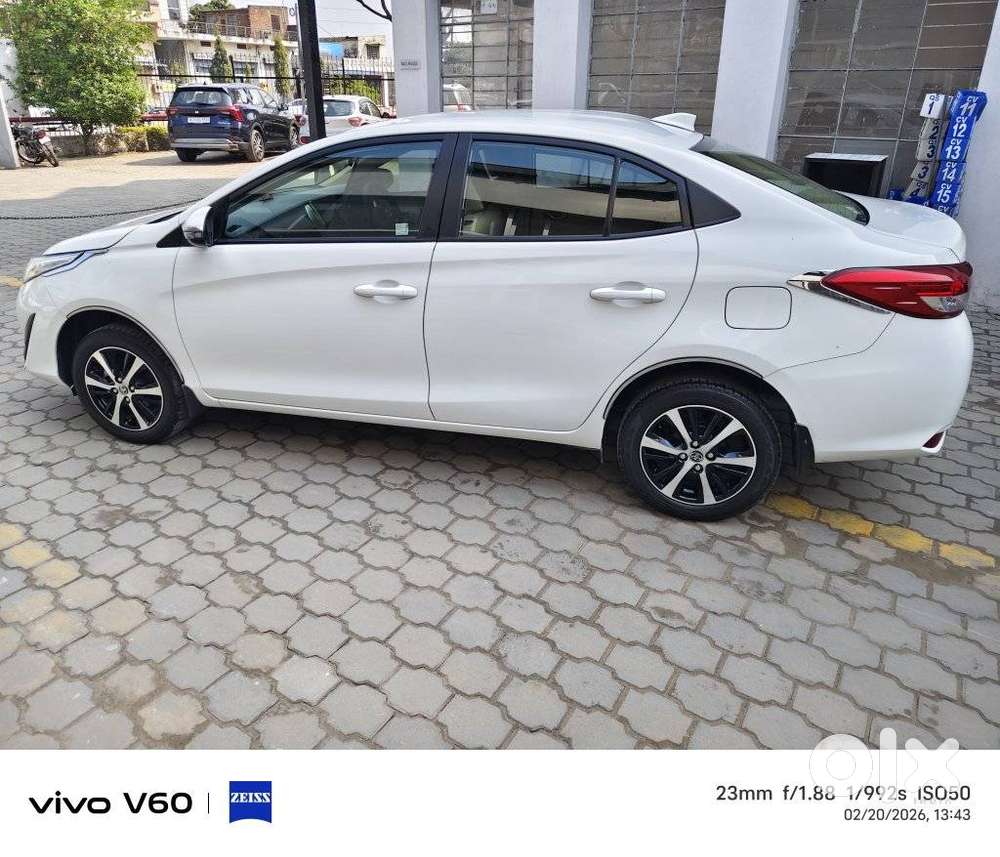 Toyota Yaris G Cvt, 2021, Petrol