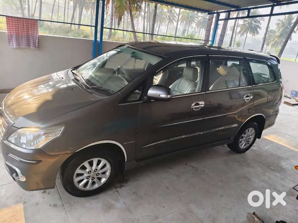 Toyota Innova 2.5 Vx 2012