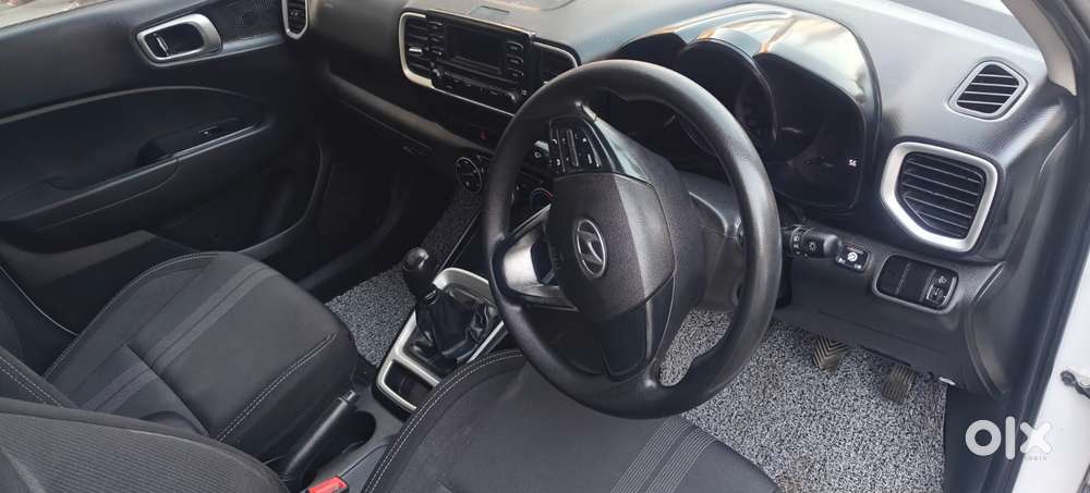 Hyundai Venue 1.2 S (o), 2020, Cng & Hybrids