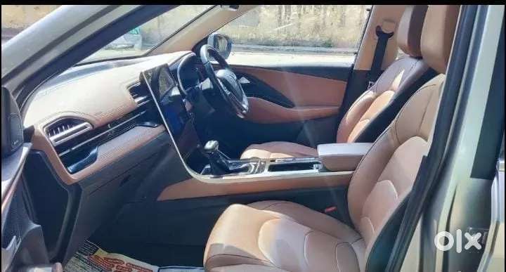 Mg Hector Plus Sharp Pro 1.5 Turbo Petrol Cvt 6 Str, 2023, Petrol