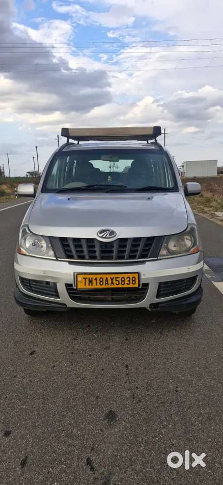 Mahindra Xylo 2018