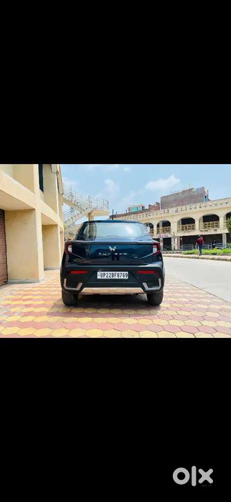 Mahindra Xuv 3xo Mx2 Pro 2025