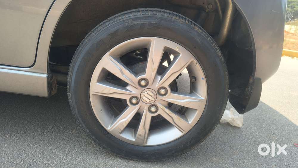 Maruti Suzuki Wagon R 1.0 Vxi Amt, 2017, Petrol