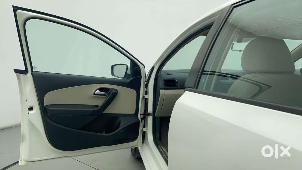 Volkswagen Polo Petrol Trendline 1.2l, 2013, Petrol