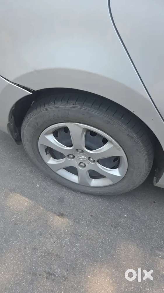 Hyundai Verna .16 Vtvt Model 2011