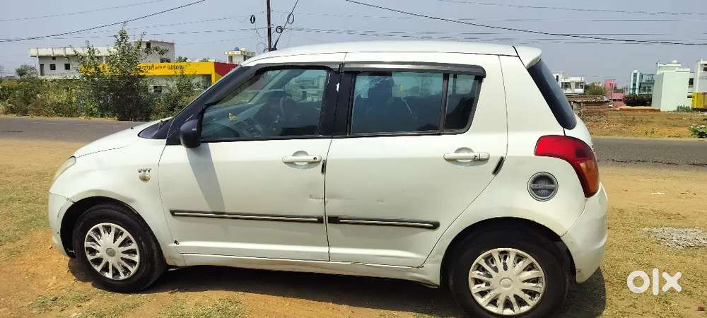 Maruti Suzuki Swift Vxi - 1,15,000 Km - Superb Condition