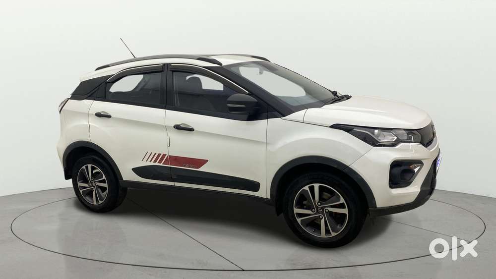 Tata Nexon 1.2 Revotron Xm (s), 2023, Diesel