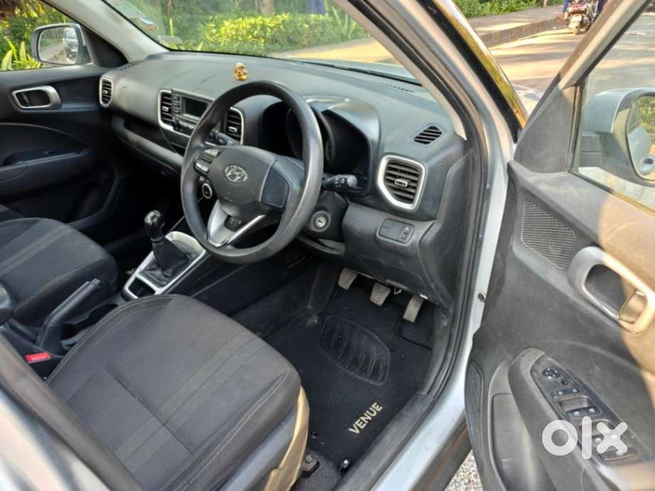 Hyundai Venue S 1.2 Petrol, 2020, Petrol
