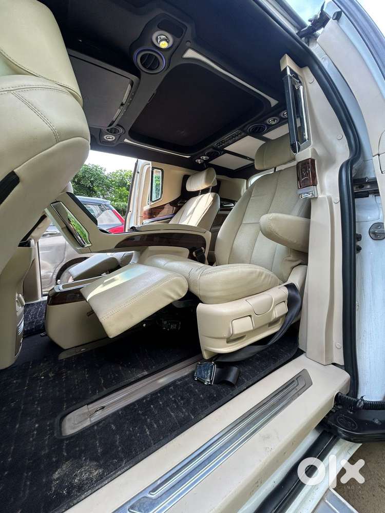 Kia Carnival Limousine Plus 7 Str, 2023, Diesel