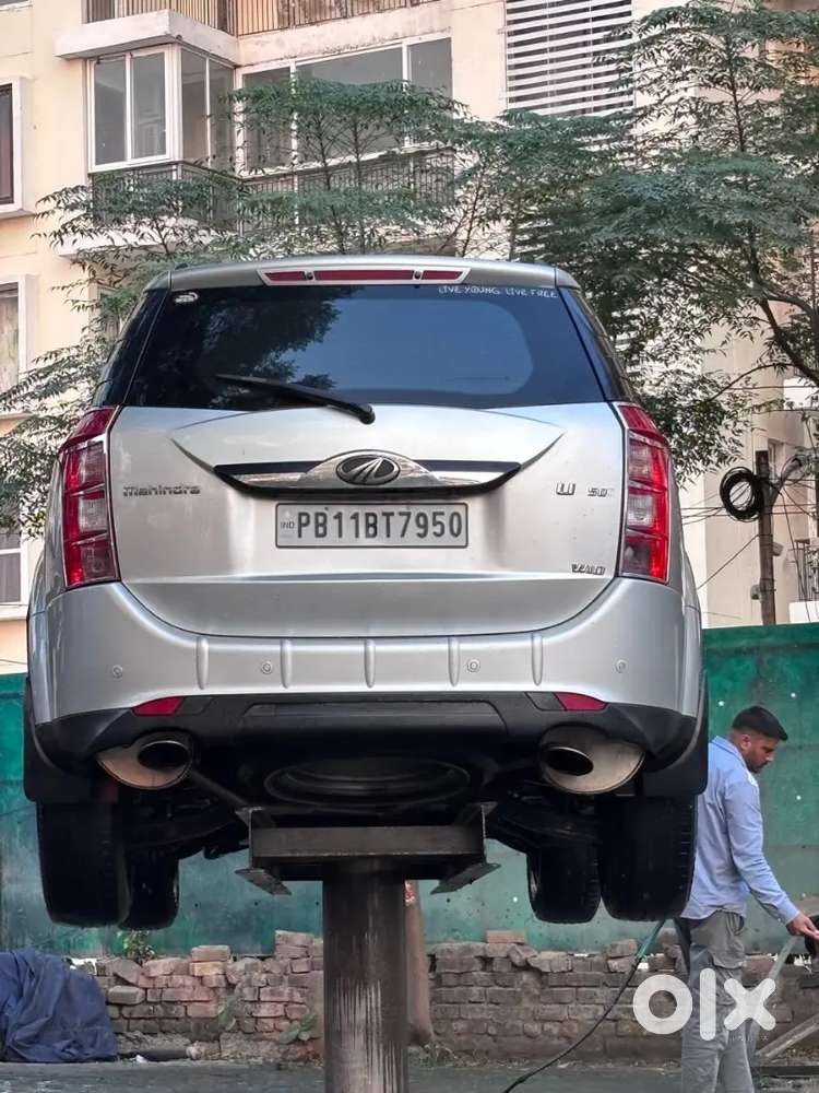 Well Maintained Mahindra Xuv 500 Diesel