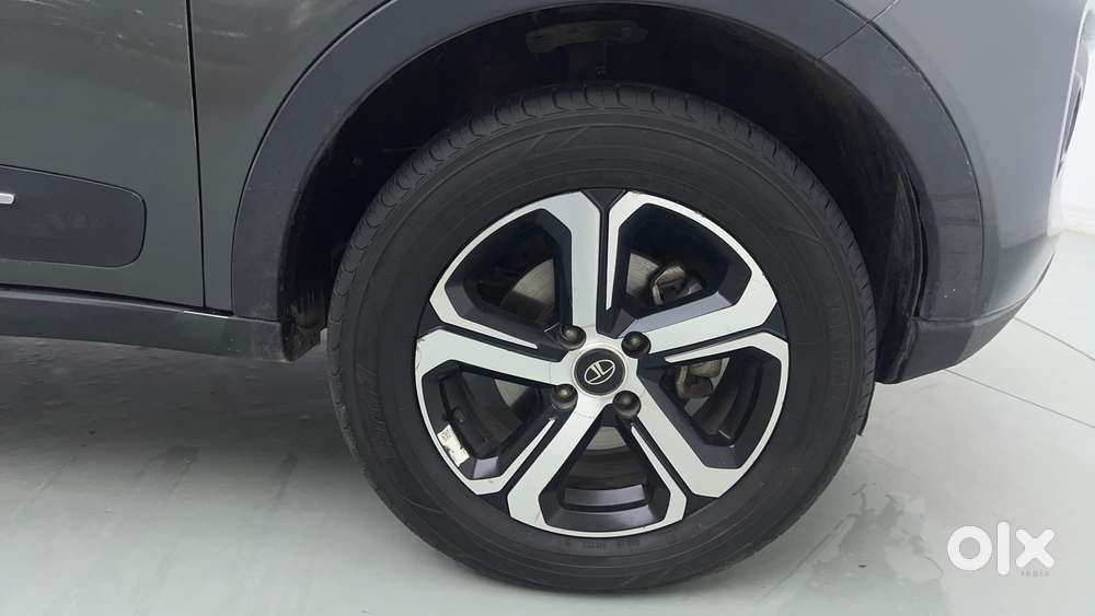 Tata Nexon 1.2 Revotron Xz Plus, 2023, Petrol