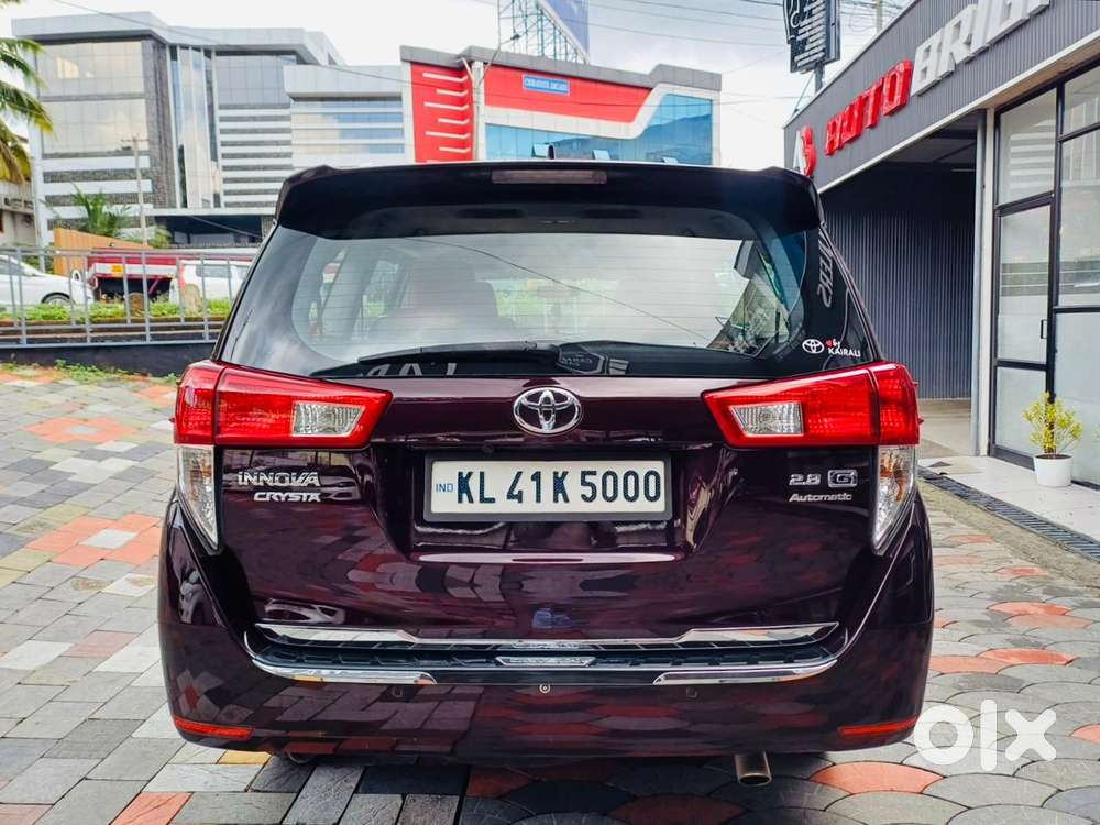 Toyota Innova Crysta 2.8 Gx At, 2016, Diesel