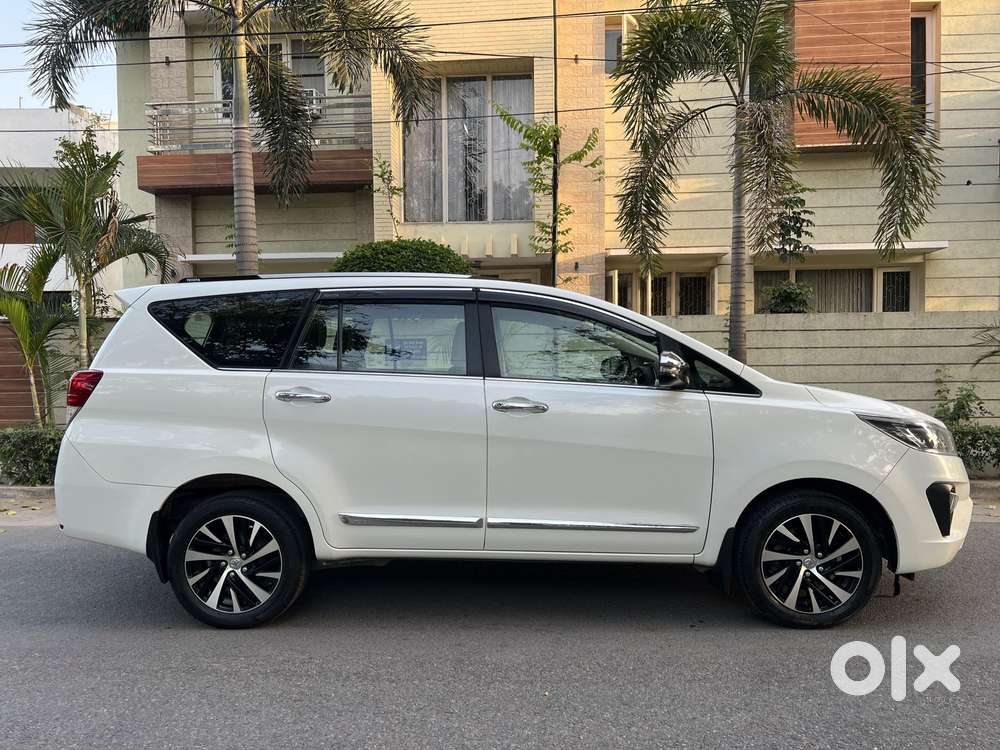 Toyota Innova Crysta 2.4 Z 7 Str, 2021, Diesel