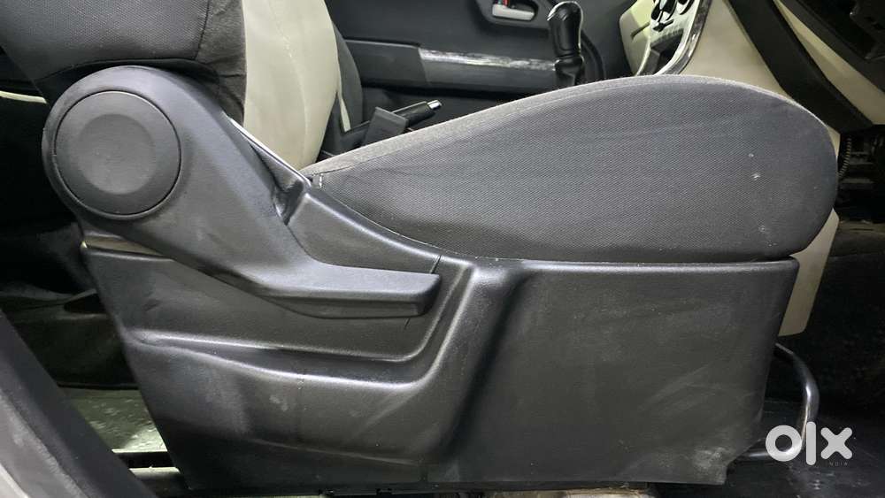 Maruti Suzuki Wagon R Vxi 1.0, 2022, Petrol