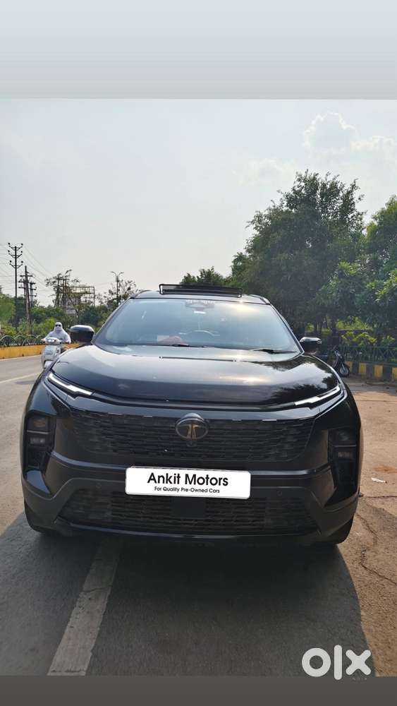 Tata Safari Accomplished X Plus 7 Str Dark Edition At, 2024, Diesel