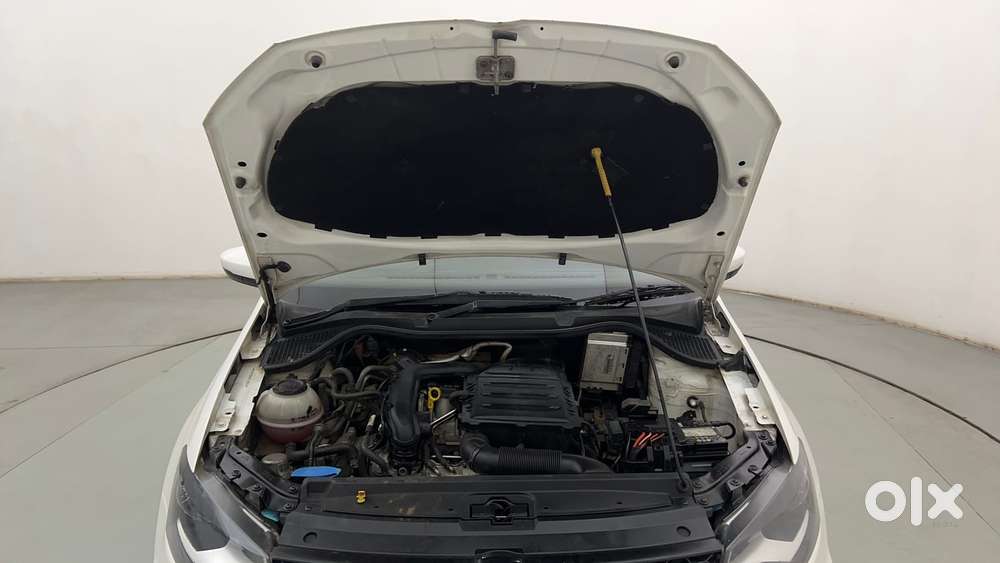 Volkswagen Vento Petrol Highline At, 2020, Petrol