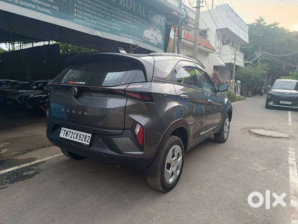 Tata Nexon Pure 1.2 S Revotron Petrol 6 Mt, 2026, Petrol