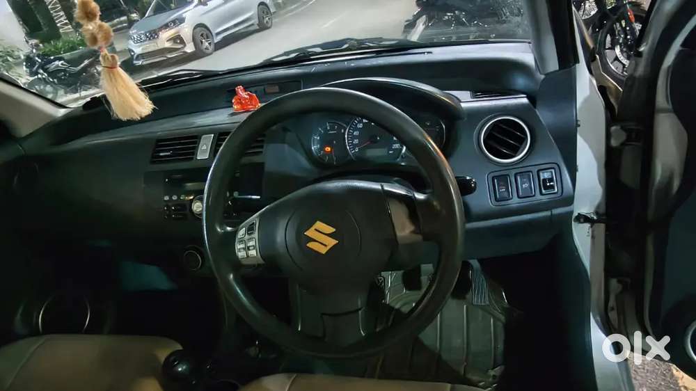 Maruti Suzuki Swift 2010
