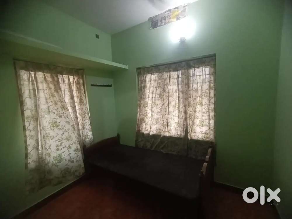 1BHK in Kadavanthra