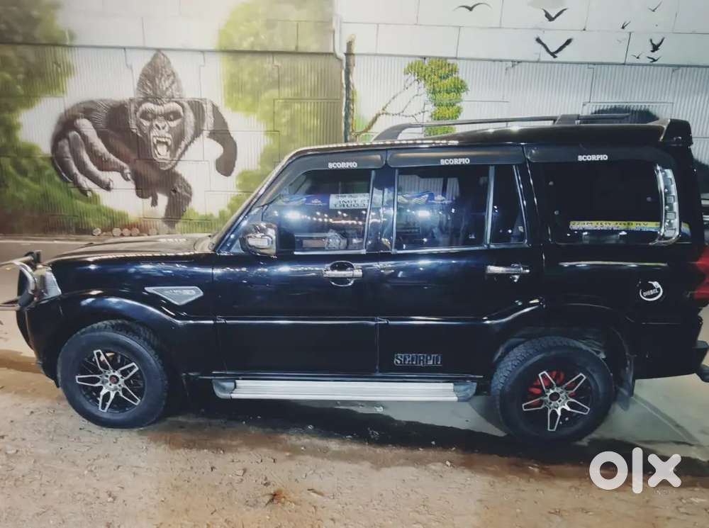 Mahindra Scorpio 2018 Diesel 80000 Km Driven