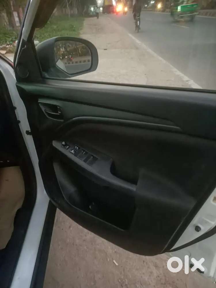 Maruti Brezza Hybrid 2023 Vxi