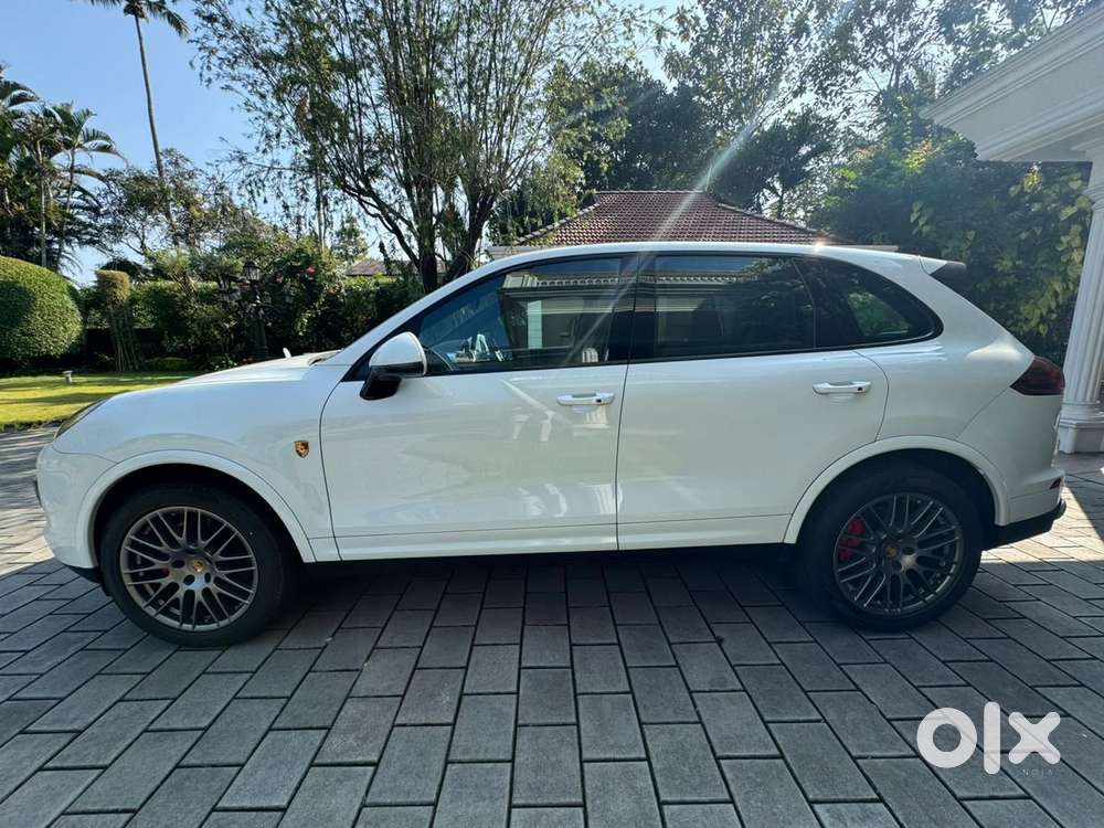 Porsche Cayenne Platinum Edition, 2016